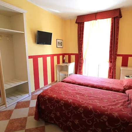 Hotell Regina 3*